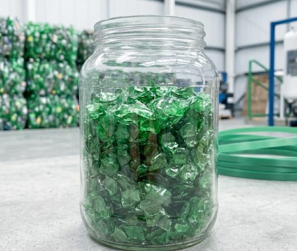 Hot Washed Green PET Flakes